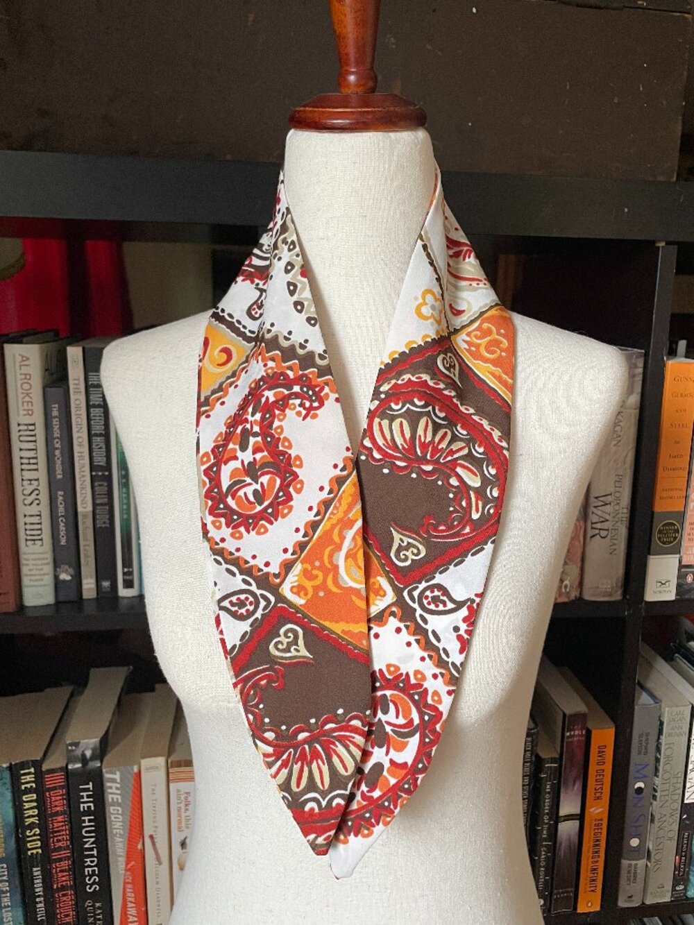 vintage scarf - Picture 2 of 6